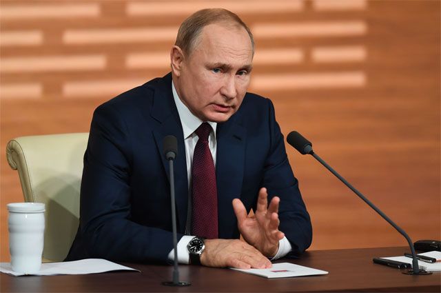 Президент РФ Владимир Путин на большой ежегодной пресс-конференции.
