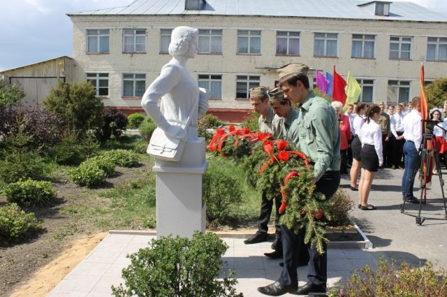 Памятник Софье Аракчеевой открыли в Болхове в 2007 году.