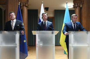 Пресс-конференция после газовых переговоров России и Украины в Берлине.