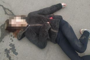 В Кременчуге пришлось «откачивать» двух пьяных девушек-подростков