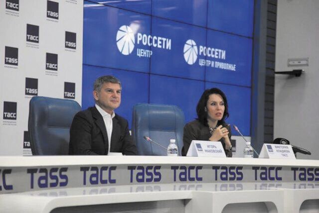 Игорь Маковский (слева) подробно рассказал об успехах текущего года и планах компаний на ближайшее будущее.