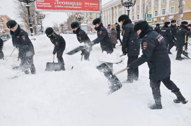 Организация декабрь. Барнаульские снеругки. Снежный капитал.