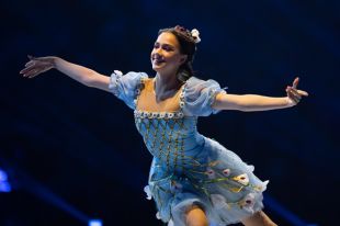 Алина Загитова в шоу «Спящая красавица. Легенда двух королевств».