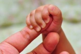 Молодая и проблемная: в Запорожской области 14-летняя девочка стало мамой