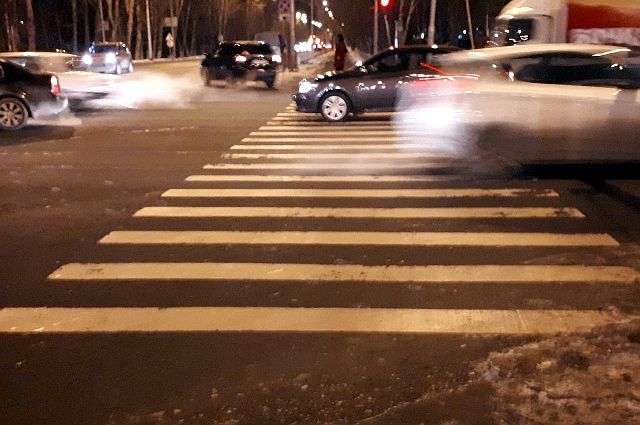 Тюменские автоинспекторы проверяют, как водители пропускают пешеходов