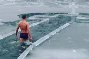 На Крещение у водоемов Украины будут дежурить более трех тысяч спасателей