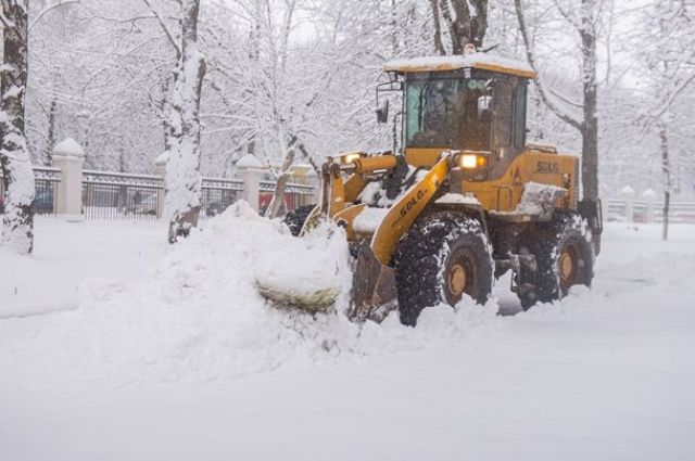  В Оренбурге прокуратура продолжает находить нарушения в уборке снега. 