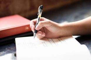В объятиях убийцы: выяснились странные детали убийства девушек в Киеве