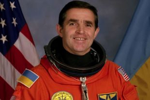 В Украине возведут мемориал Леониду Каденюку
