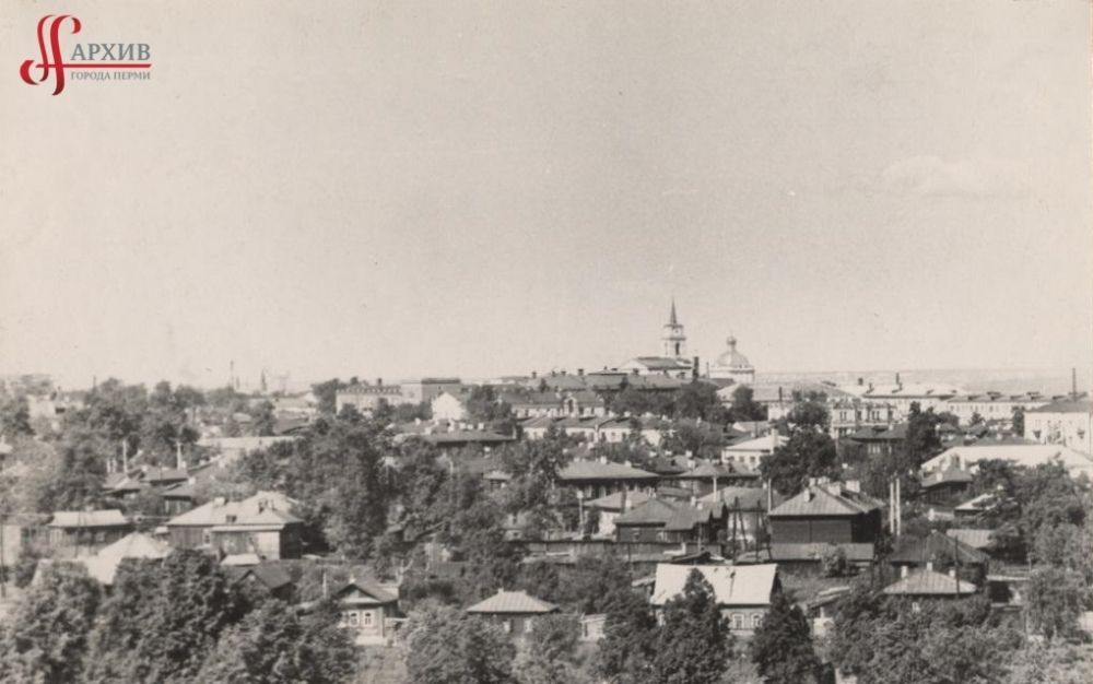 Панорама Разгуляя, на горизонте - художественная галерея. 4 августа 1963 г.