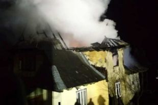 В Ивано-Франковской области произошел пожар в жилом доме: есть пострадавшие