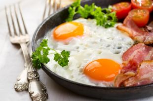 Специалисты назвали продукты, которые нельзя разогревать повторно