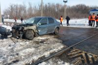 В Переволоцком районе иномарка попала под колеса локомотива