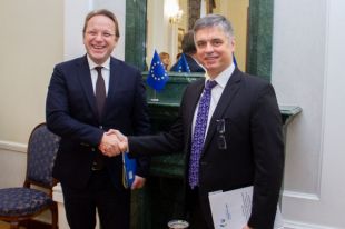 Стали известны подробности встречи Пристайко с Еврокомиссаром