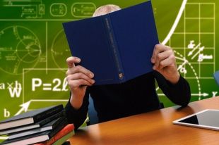 Тюменские родители первоклассников высказались против плановых каникул