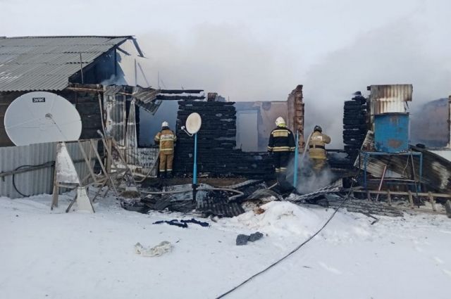 В Оренбуржье возбуждено уголовное дело после пожара с 4 пострадавшими.