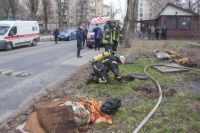 В Киеве из-за пожара на теплотрассе погибло три человека