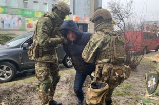 В Хмельницкой области рэкетир вымогал у бизнесмена $300 тысяч