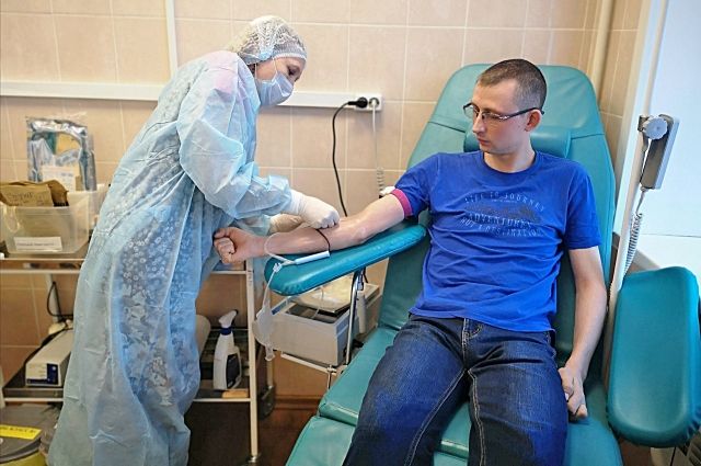 Максим Кондаков сдавал кровь уже много раз.
