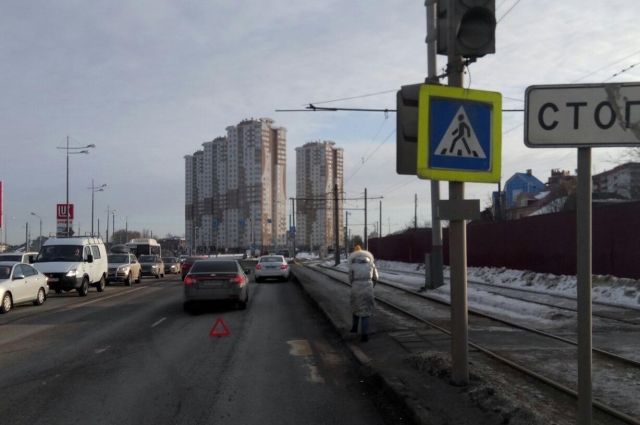 Авария произошла на шоссе Космонавтов. 