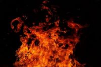 В Новом Уренгое при пожаре в гараже пострадал мужчина