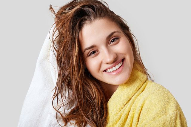 Парикмахерские секреты: 5 способов сделать ваши волосы блестящими и здоровыми