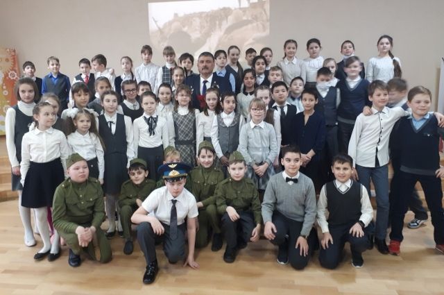 Школьники Тюменской области приняли участие в военно-патриотической акции