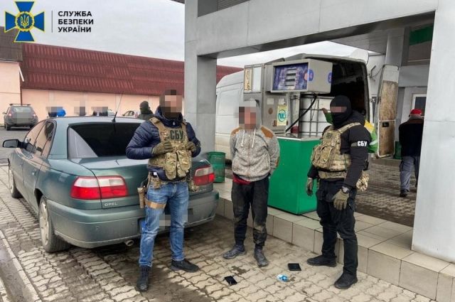 В Закарпатской области пограничники организовали схему контрабанды сигарет