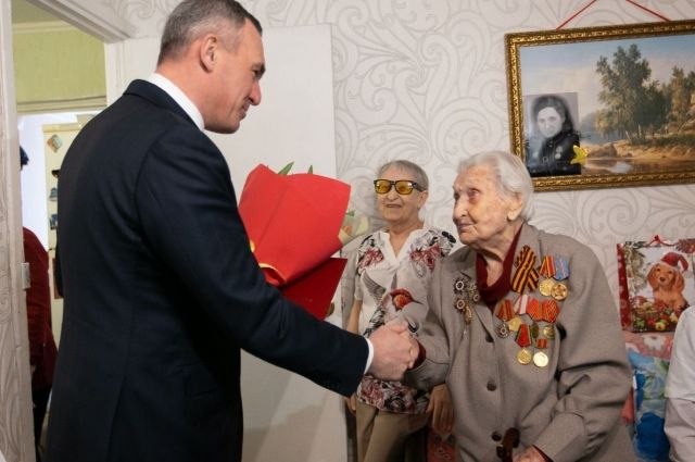 Тюменский ветеран Александра Чебаненко отметила 103-ий день рождения