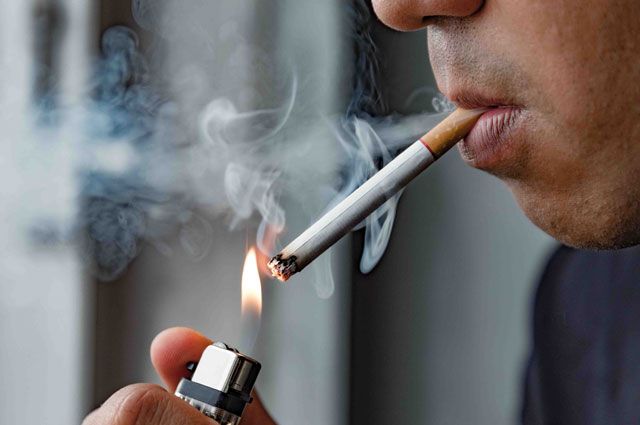 Ученые впервые проверили эффективность «страшных» картинок на пачках сигарет
