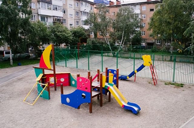 В Иркутске обновят детские и спортивные площадки.