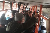 Карантин в столице: полный транспорт и «километровые» очереди