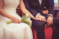 Тюменцам рекомендуют ограничить число гостей на свадебных церемониях