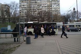 В Киеве запустили 200 дополнительных маршруток