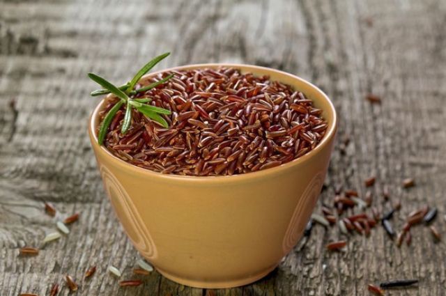 Рисовая каша: какие виды крупы полезны для здоровья и соблюдения диеты