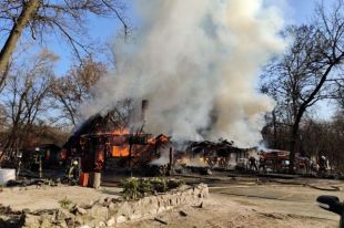 В столичном Гидропарке сгорело кафе