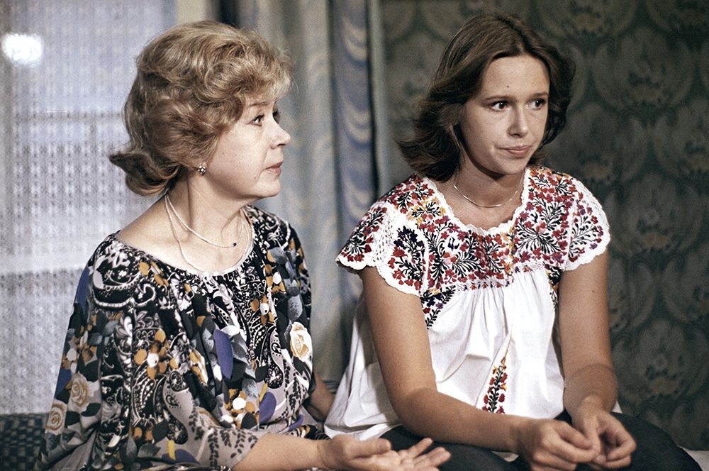 «Контрольная по специальности», 1982 год. Евгения Симонова и Инна Макарова.