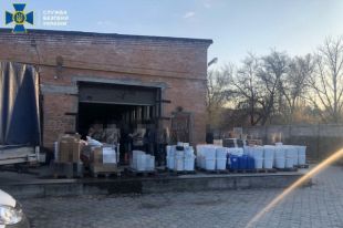 В Днепре пресекли подпольное производство контрафактного кальянного табака