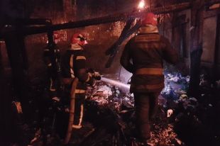 В Киеве во время ликвидации пожара были обнаружены тела двух мужчин
