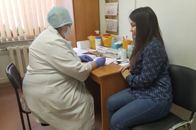 Минздрав сообщил, каких пациентов с коронавирусом будут лечить бесплатно