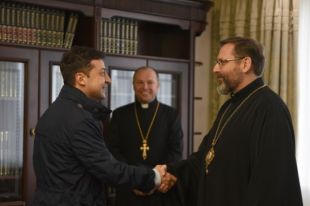 В Украине пасхальные богослужения не отменят и будут транслировать онлайн