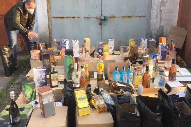 В Днепропетровской области уличили мужчину в продаже фальсифицированного алкоголя через интернет