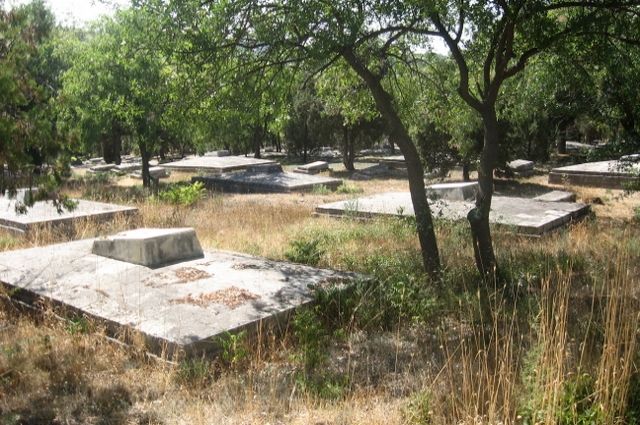 Братские могилы в Севастополе
