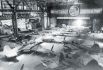 Общий вид цеха сборки самолётов Ил-2 на одном из авиационных заводов, 1944 г. Автор неизвестен
