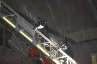 Тюменские спасатели более 30 раз выезжали на вызовы из-за непогоды