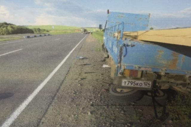 ДТП произошло на дороге Р-257 «Енисей» в Новоселовском районе.