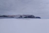 На озере Байкал стремительно тает лёд.