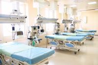 В начале апреля президент Владимир Путин заявил о необходимсоти увеличить количество коек в больницах для пациентов с COVID-19.