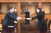 Ким Е Чжон передала соболезнования и цветы от лица Ким Чен Ына в память о бывшей первой леди Южной Кореи Ли Хи-хо, ушедшей из жизни 10 июня 2019 года. 