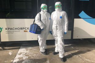 В аэропорту туристов проверили на признаки респираторных заболеваний.